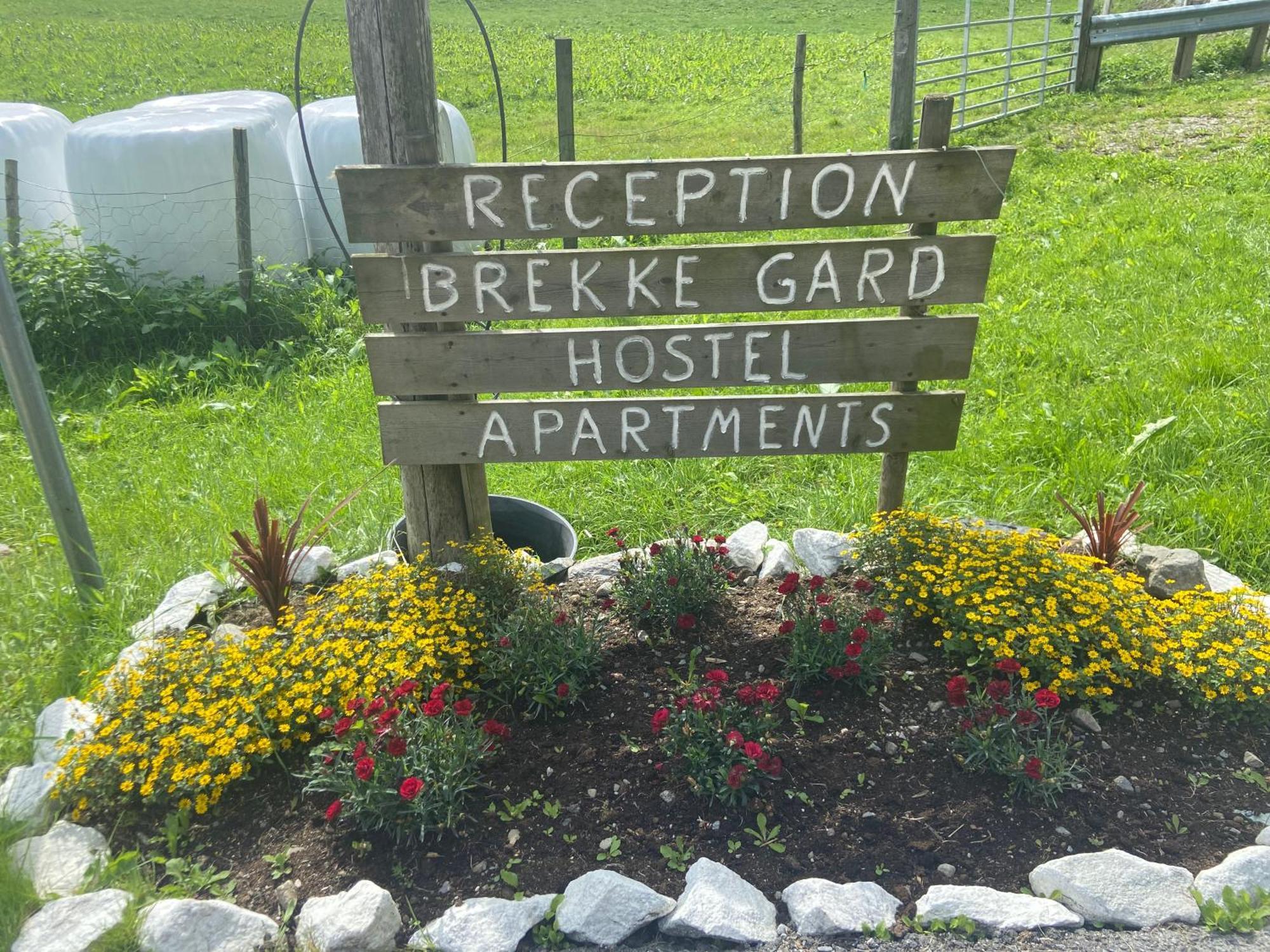 Brekke Gard Hostel Флам Экстерьер фото