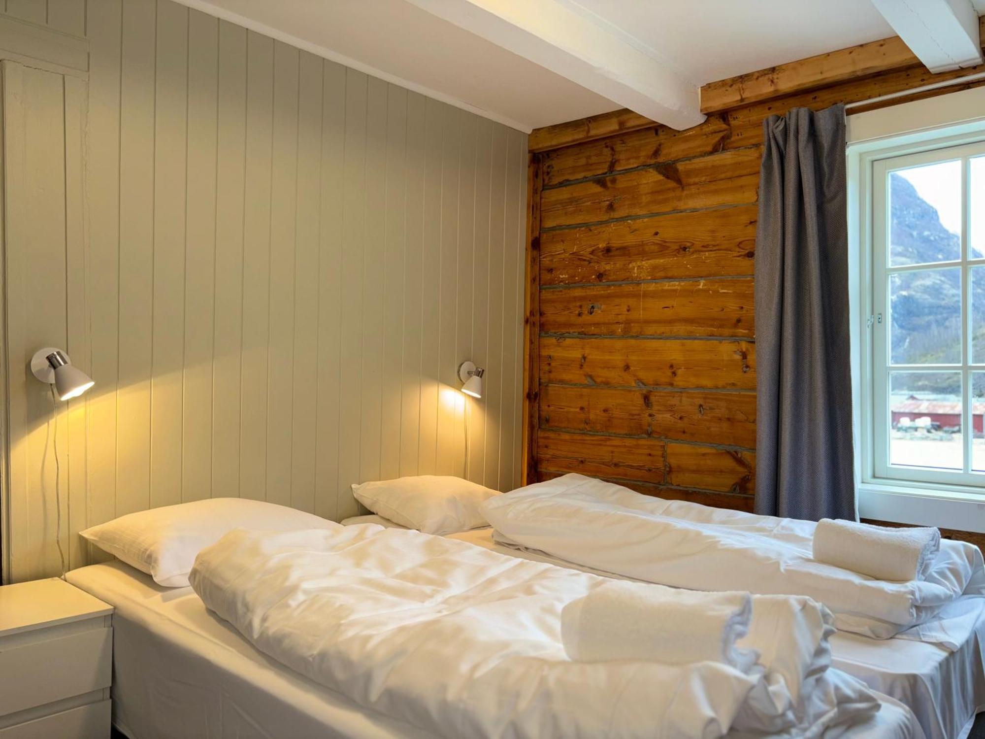 Brekke Gard Hostel Флам Экстерьер фото