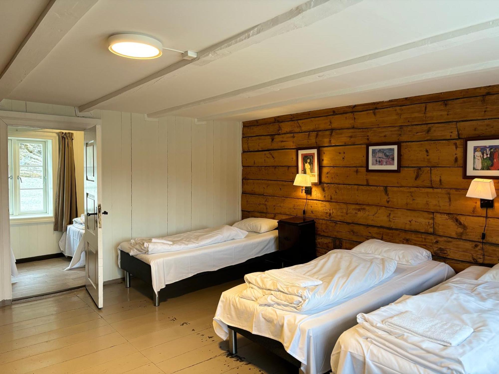 Brekke Gard Hostel Флам Экстерьер фото